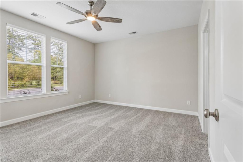 Photo 34 of 45 residential for sale in York County virginia