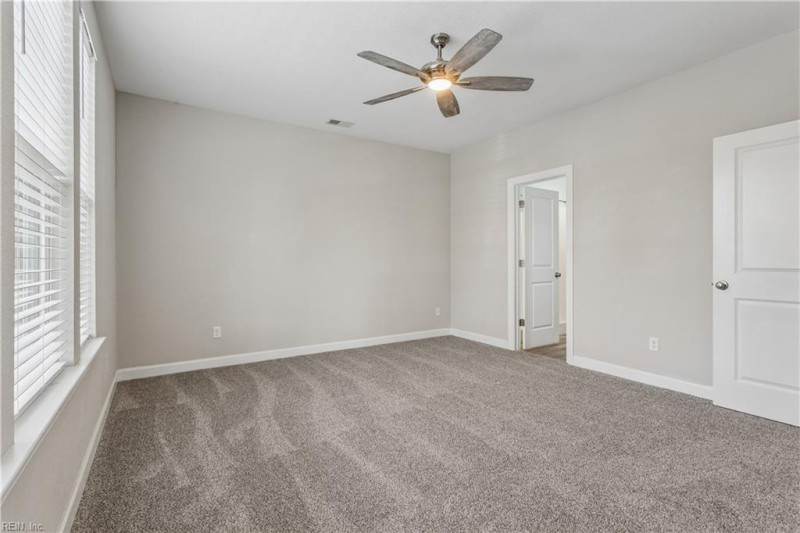 Photo 35 of 45 residential for sale in York County virginia