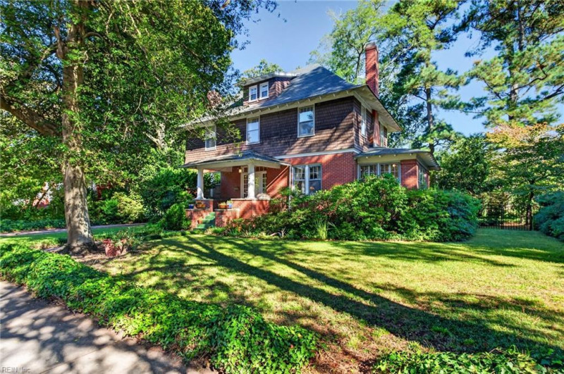 Photo 1 of 46 residential for sale in Norfolk virginia