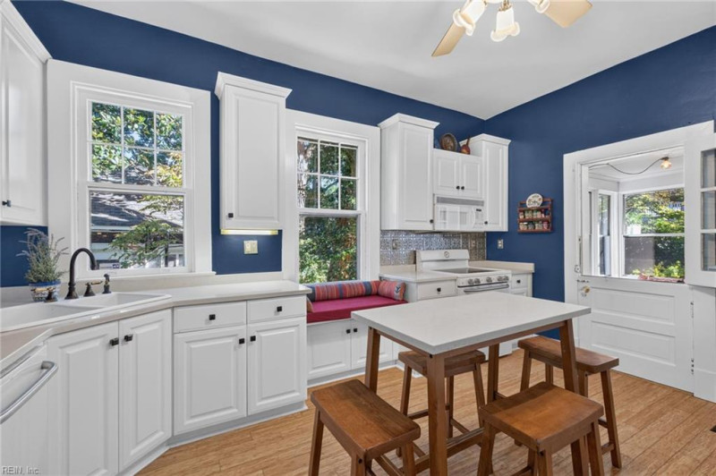 Photo 11 of 46 residential for sale in Norfolk virginia