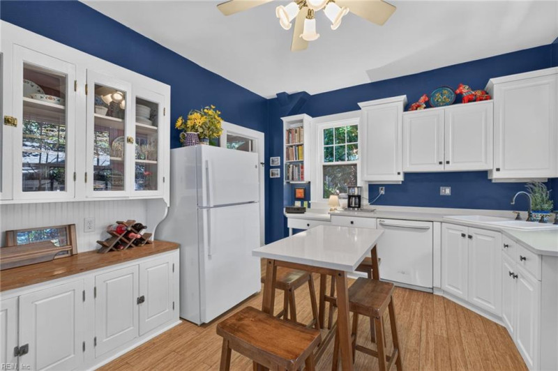Photo 13 of 46 residential for sale in Norfolk virginia