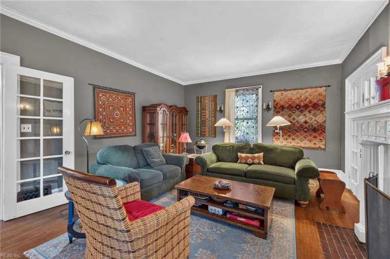 Photo 16 of 46 residential for sale in Norfolk virginia