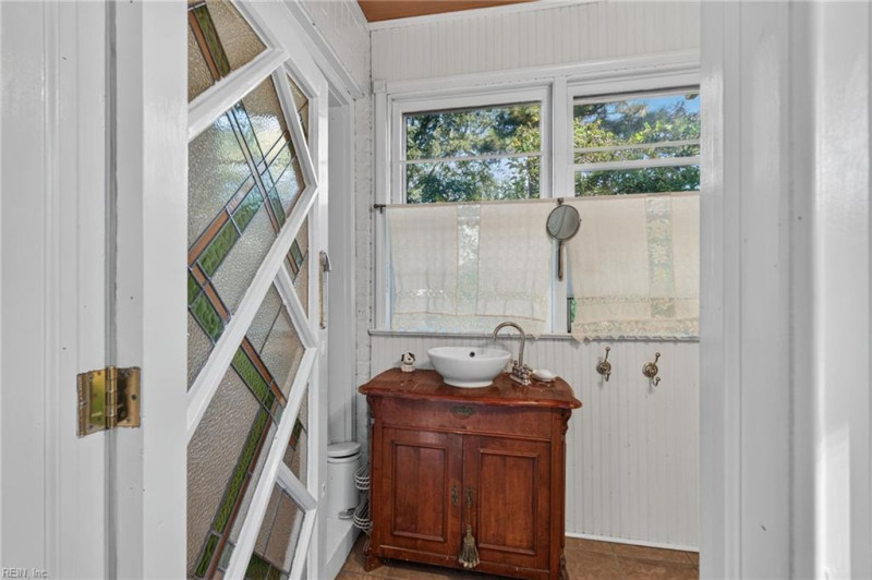 Photo 20 of 46 residential for sale in Norfolk virginia
