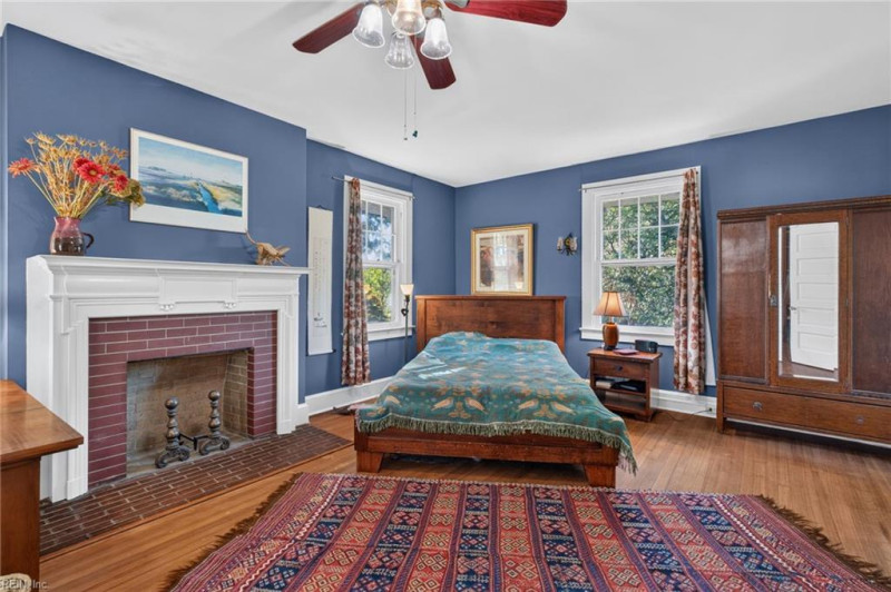 Photo 28 of 46 residential for sale in Norfolk virginia