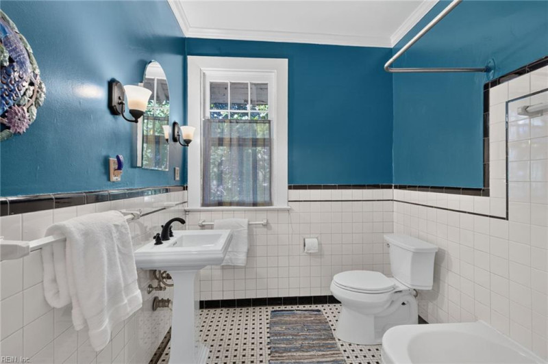 Photo 33 of 46 residential for sale in Norfolk virginia
