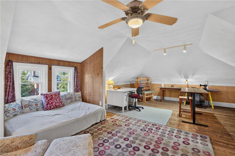 Photo 37 of 46 residential for sale in Norfolk virginia
