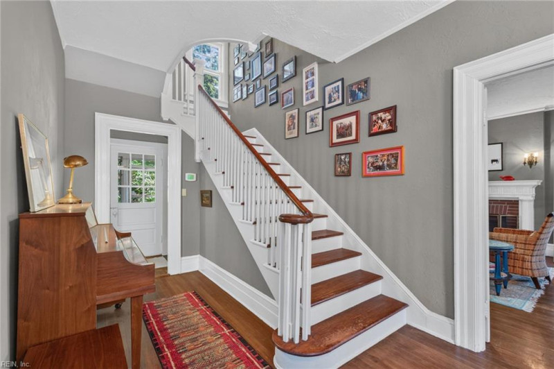 Photo 7 of 46 residential for sale in Norfolk virginia