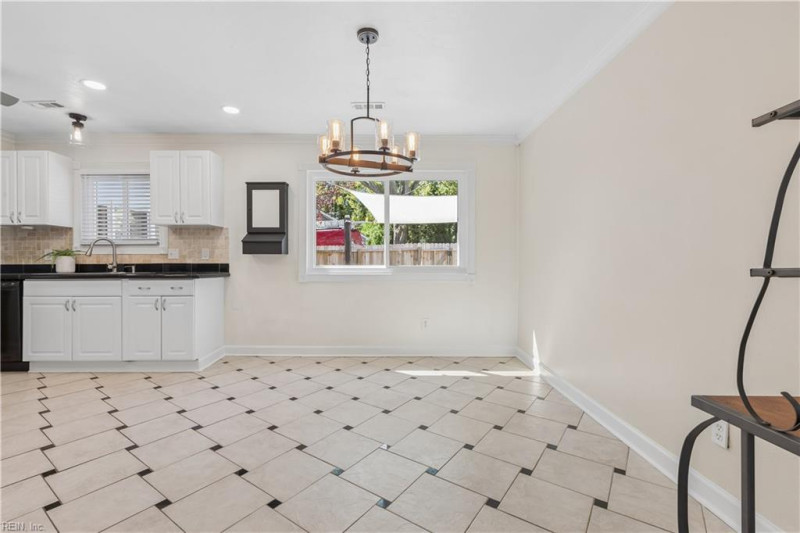 Photo 20 of 41 residential for sale in Virginia Beach virginia