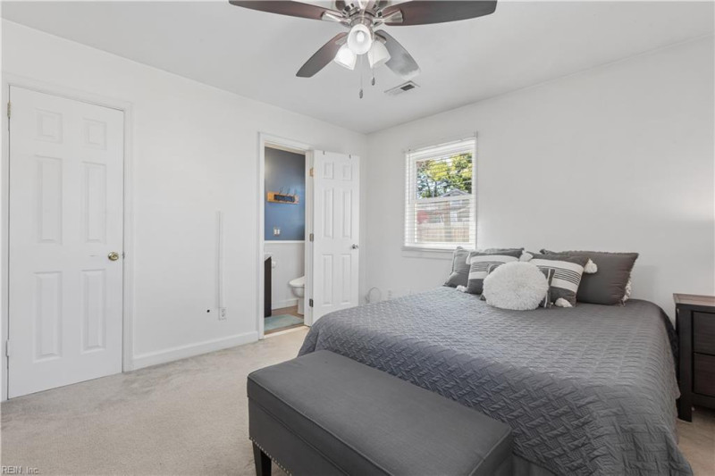 Photo 23 of 41 residential for sale in Virginia Beach virginia