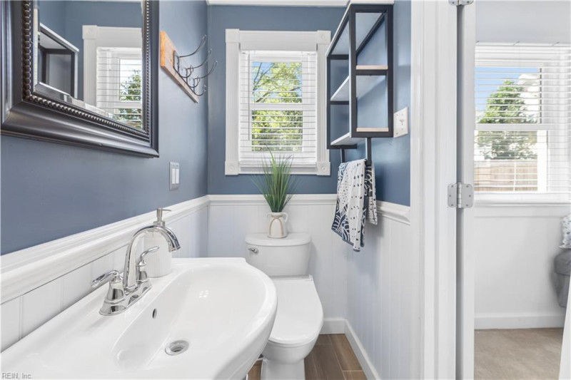 Photo 26 of 41 residential for sale in Virginia Beach virginia