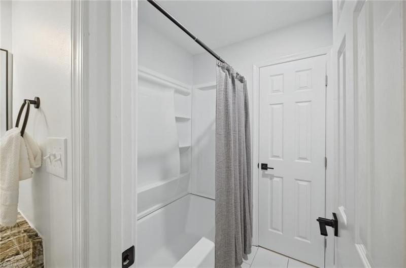 Photo 15 of 29 residential for sale in Chesapeake virginia Photo 15 of 29 residential for sale in Chesapeake virginia