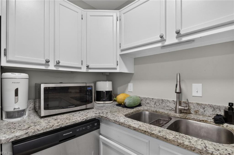 Photo 12 of 24 residential for sale in Newport News virginia