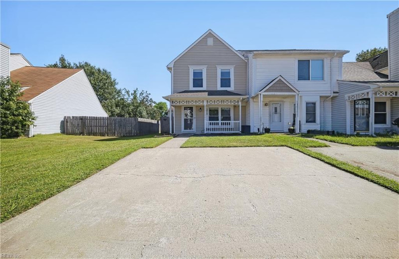Photo 1 of 31 residential for sale in Virginia Beach virginia