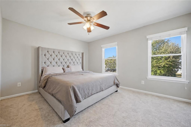 Photo 13 of 31 residential for sale in Virginia Beach virginia