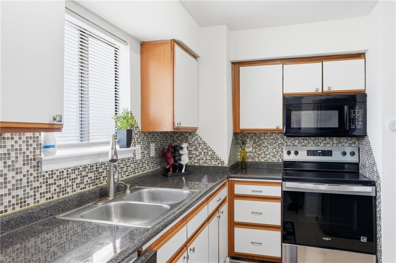 Photo 19 of 33 residential for sale in Norfolk virginia Photo 19 of 33 residential for sale in Norfolk virginia
