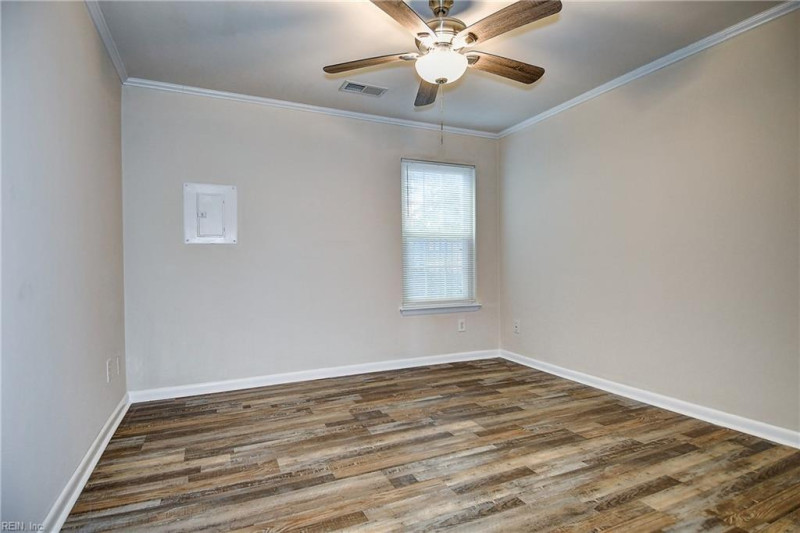 Photo 27 of 37 residential for sale in Virginia Beach virginia