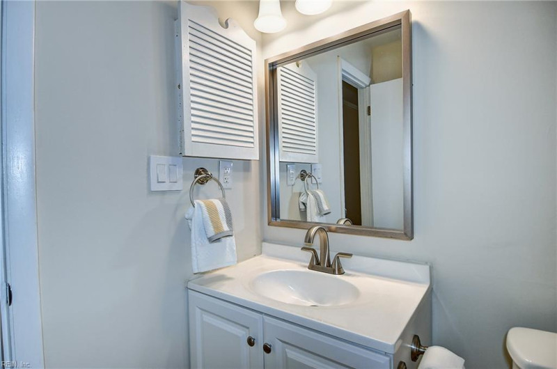 Photo 29 of 37 residential for sale in Virginia Beach virginia