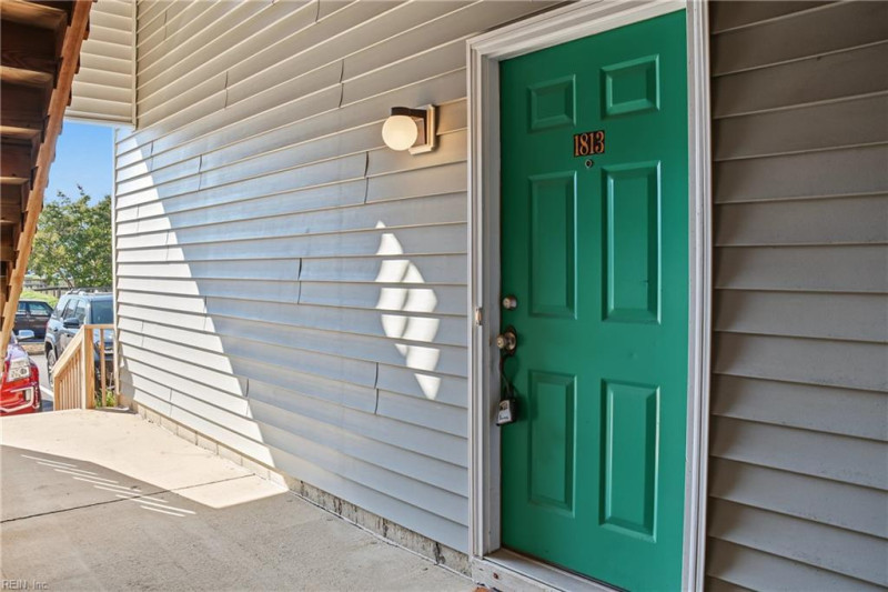 Photo 9 of 37 residential for sale in Virginia Beach virginia