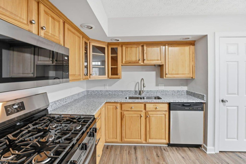 Photo 5 of 36 residential for sale in Hampton virginia Photo 5 of 36 residential for sale in Hampton virginia