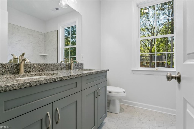 Photo 40 of 49 residential for sale in James City County virginia