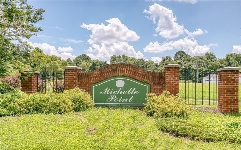 Photo 16 of 17 residential for sale in James City County virginia