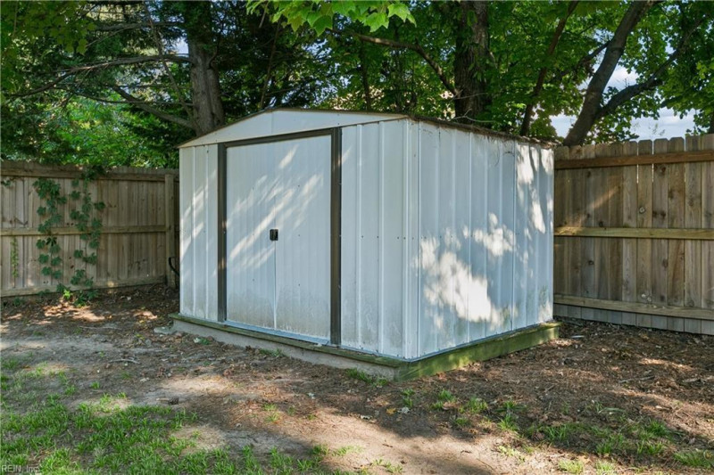 Photo 35 of 41 residential for sale in Newport News virginia