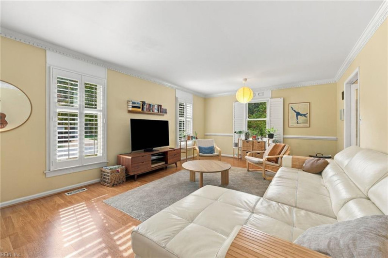 Photo 4 of 42 residential for sale in Norfolk virginia Photo 4 of 42 residential for sale in Norfolk virginia