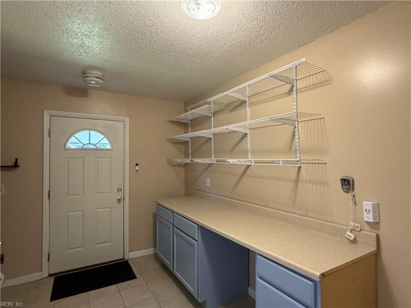 Photo 15 of 36 residential for sale in Portsmouth virginia