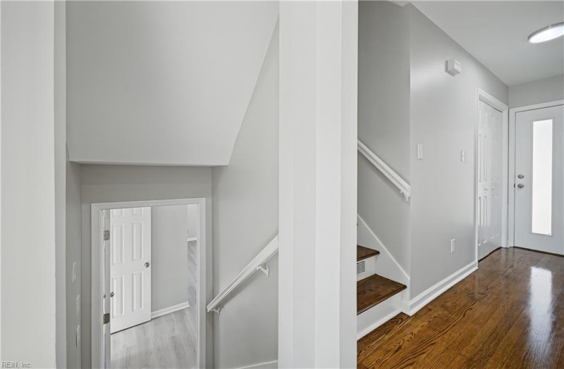 Photo 12 of 38 residential for sale in Hampton virginia