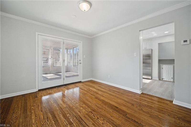 Photo 14 of 38 residential for sale in Hampton virginia