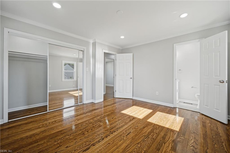 Photo 21 of 38 residential for sale in Hampton virginia