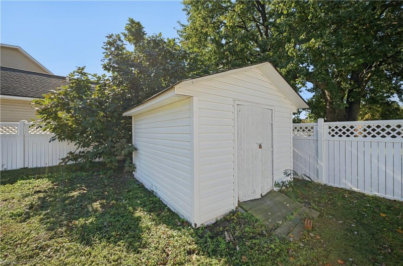 Photo 36 of 38 residential for sale in Hampton virginia