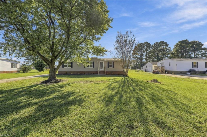 Photo 4 of 33 residential for sale in Elizabeth City virginia