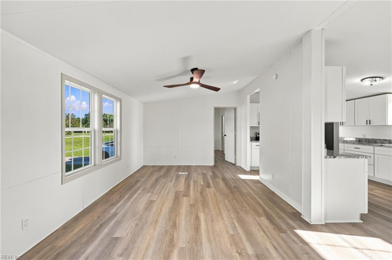 Photo 6 of 33 residential for sale in Elizabeth City virginia