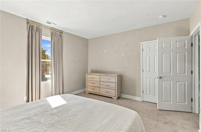 Photo 16 of 22 residential for sale in Newport News virginia