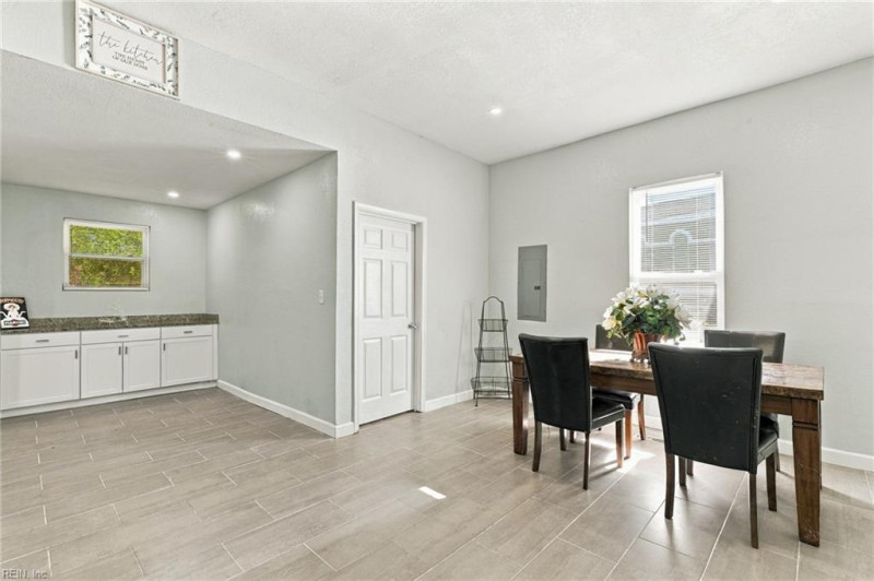 Photo 8 of 22 residential for sale in Newport News virginia
