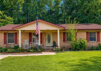 1314 Lawson Cir , Suffolk, VA 23434