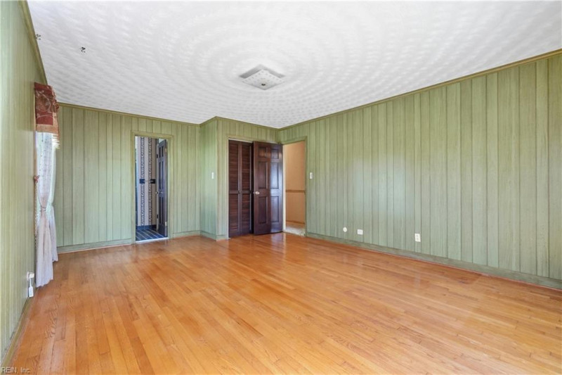 Photo 17 of 50 residential for sale in Suffolk virginia Photo 17 of 50 residential for sale in Suffolk virginia