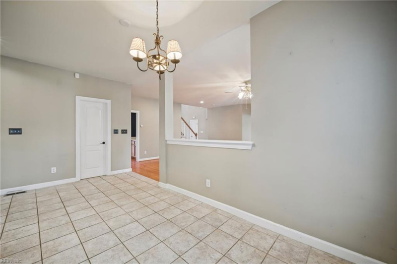 Photo 12 of 40 residential for sale in Williamsburg virginia