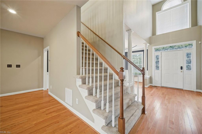 Photo 26 of 40 residential for sale in Williamsburg virginia