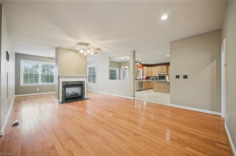 Photo 9 of 40 residential for sale in Williamsburg virginia