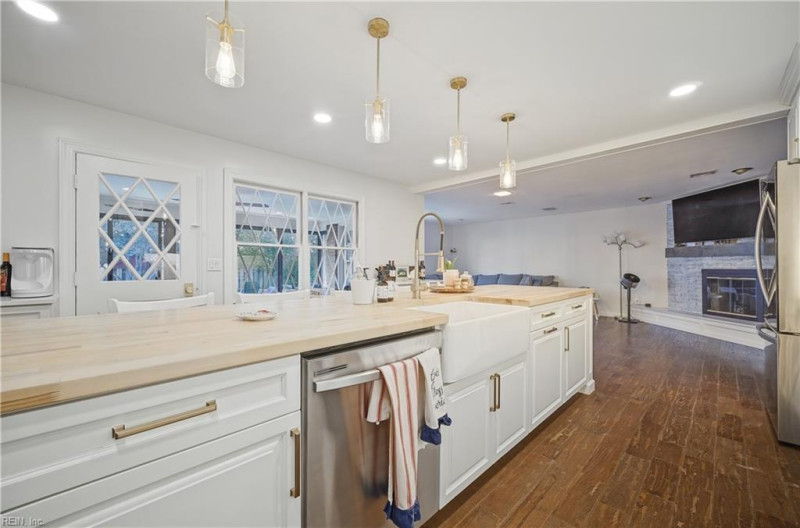 Photo 17 of 46 residential for sale in Norfolk virginia Photo 17 of 46 residential for sale in Norfolk virginia