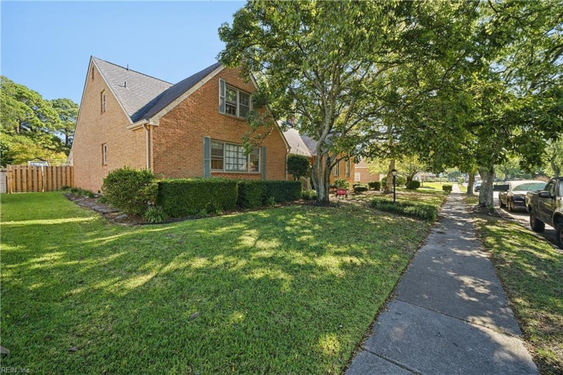 Photo 2 of 46 residential for sale in Norfolk virginia Photo 2 of 46 residential for sale in Norfolk virginia