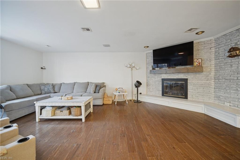 Photo 6 of 46 residential for sale in Norfolk virginia Photo 6 of 46 residential for sale in Norfolk virginia