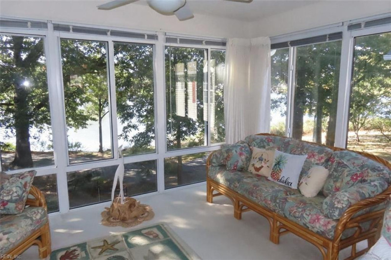 Photo 11 of 21 residential for sale in Portsmouth virginia