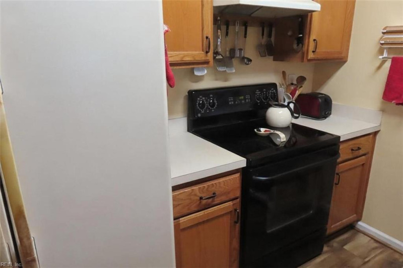 Photo 13 of 18 residential for sale in Portsmouth virginia