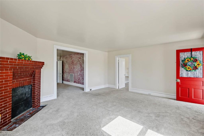 Photo 7 of 50 residential for sale in Sussex County virginia