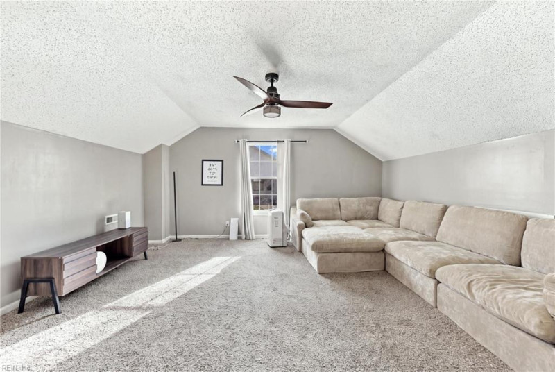 Photo 18 of 40 residential for sale in Chesapeake virginia Photo 18 of 40 residential for sale in Chesapeake virginia