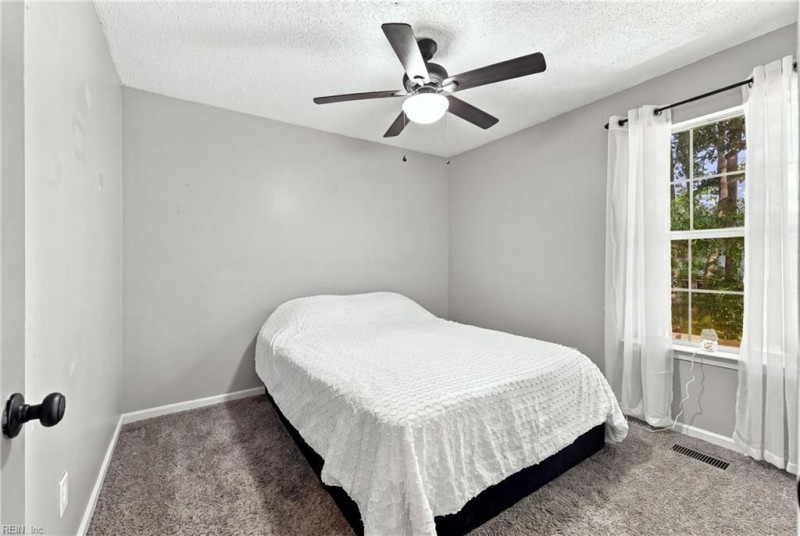 Photo 24 of 40 residential for sale in Chesapeake virginia Photo 24 of 40 residential for sale in Chesapeake virginia