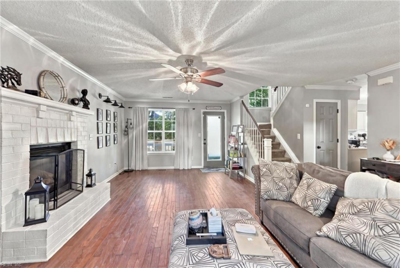 Photo 8 of 40 residential for sale in Chesapeake virginia Photo 8 of 40 residential for sale in Chesapeake virginia